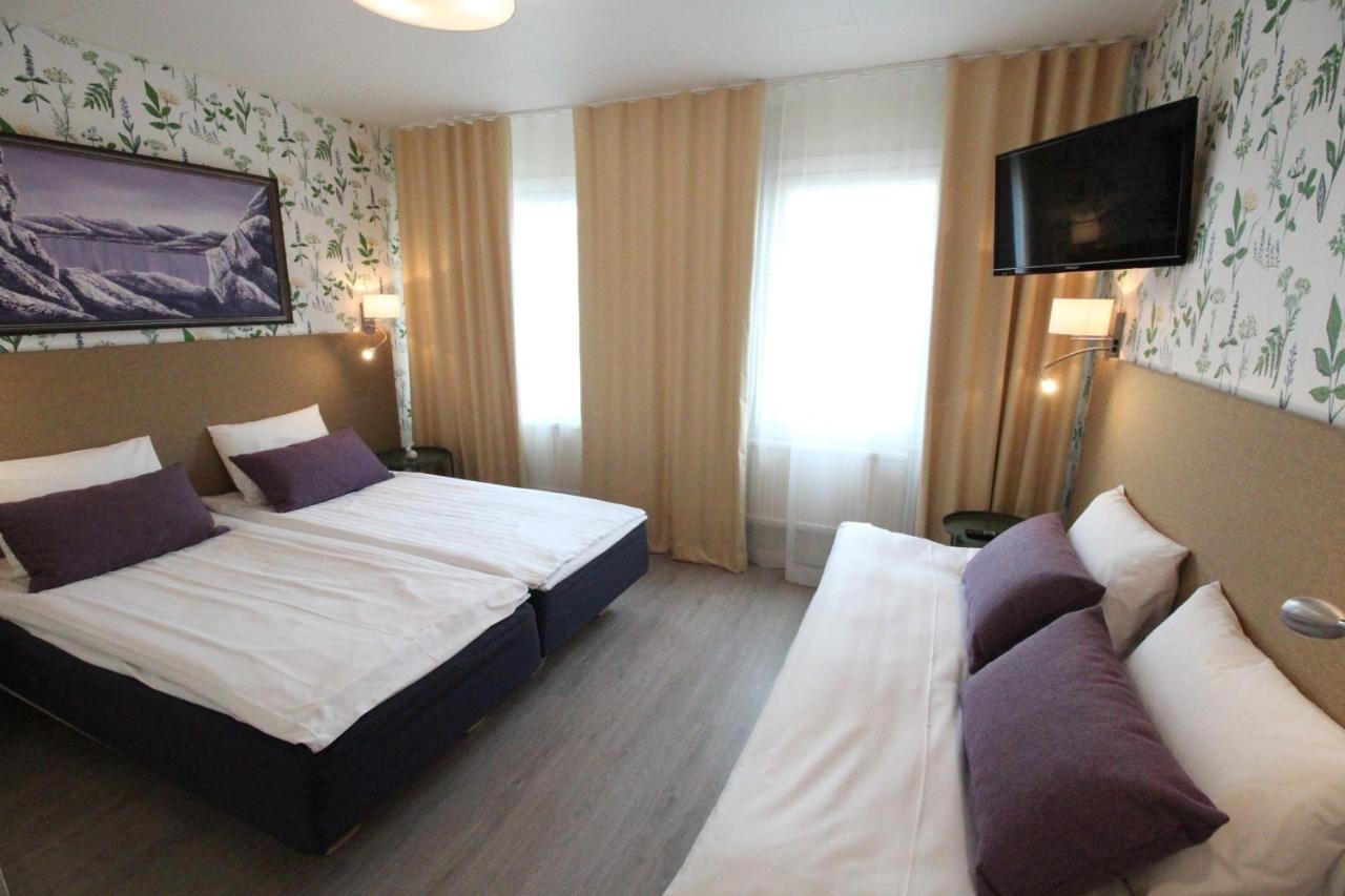 Hotel Aakenus Рованиеми Екстериор снимка
