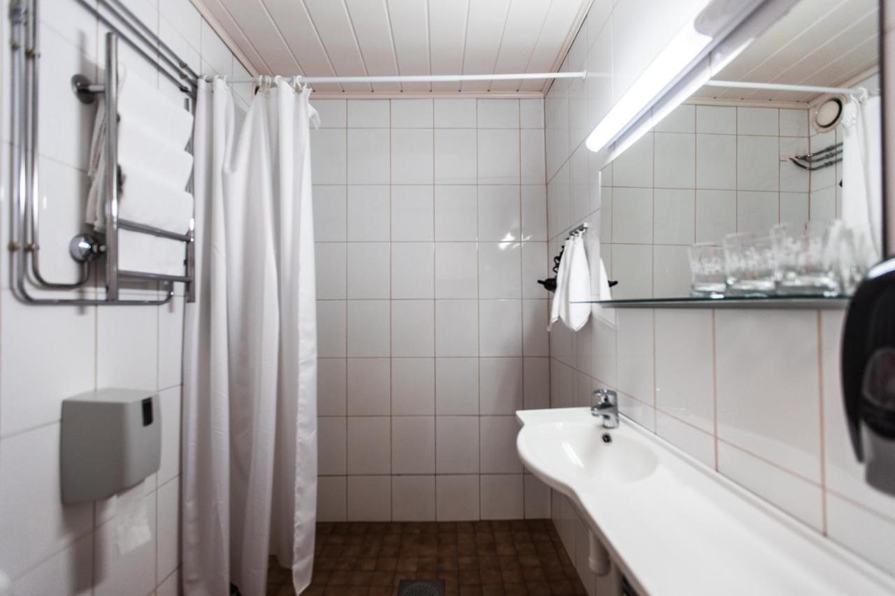 Hotel Aakenus Рованиеми Екстериор снимка